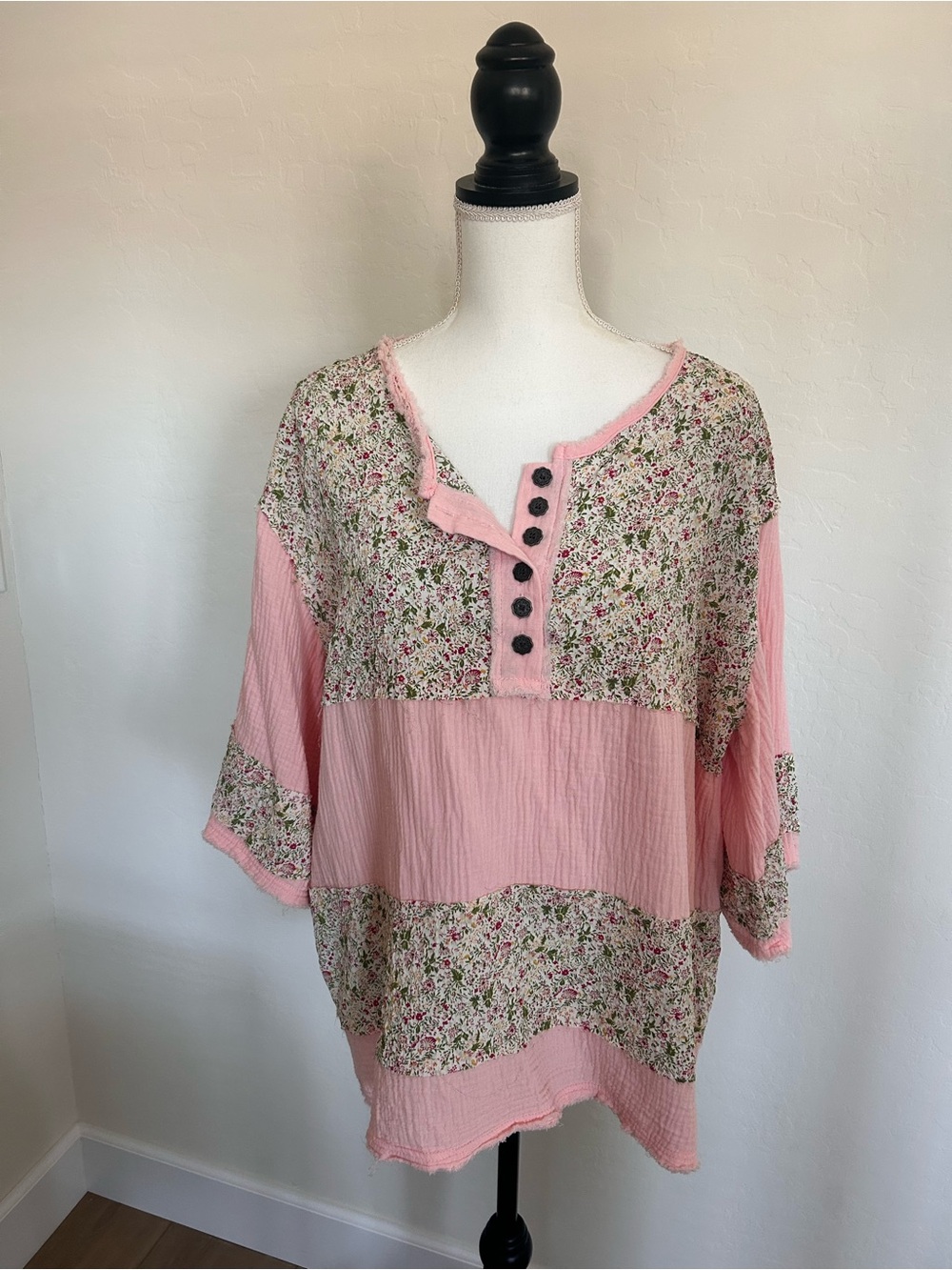 POL Anthropologie Pink Floral Patchwork Henley Tunic Top Oversized size Small